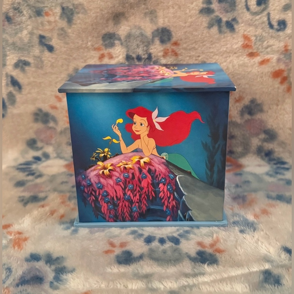 Disney The Little Mermaid 4x4x4 Jewelry Trinket Box Vintage - Picture 6 of 13